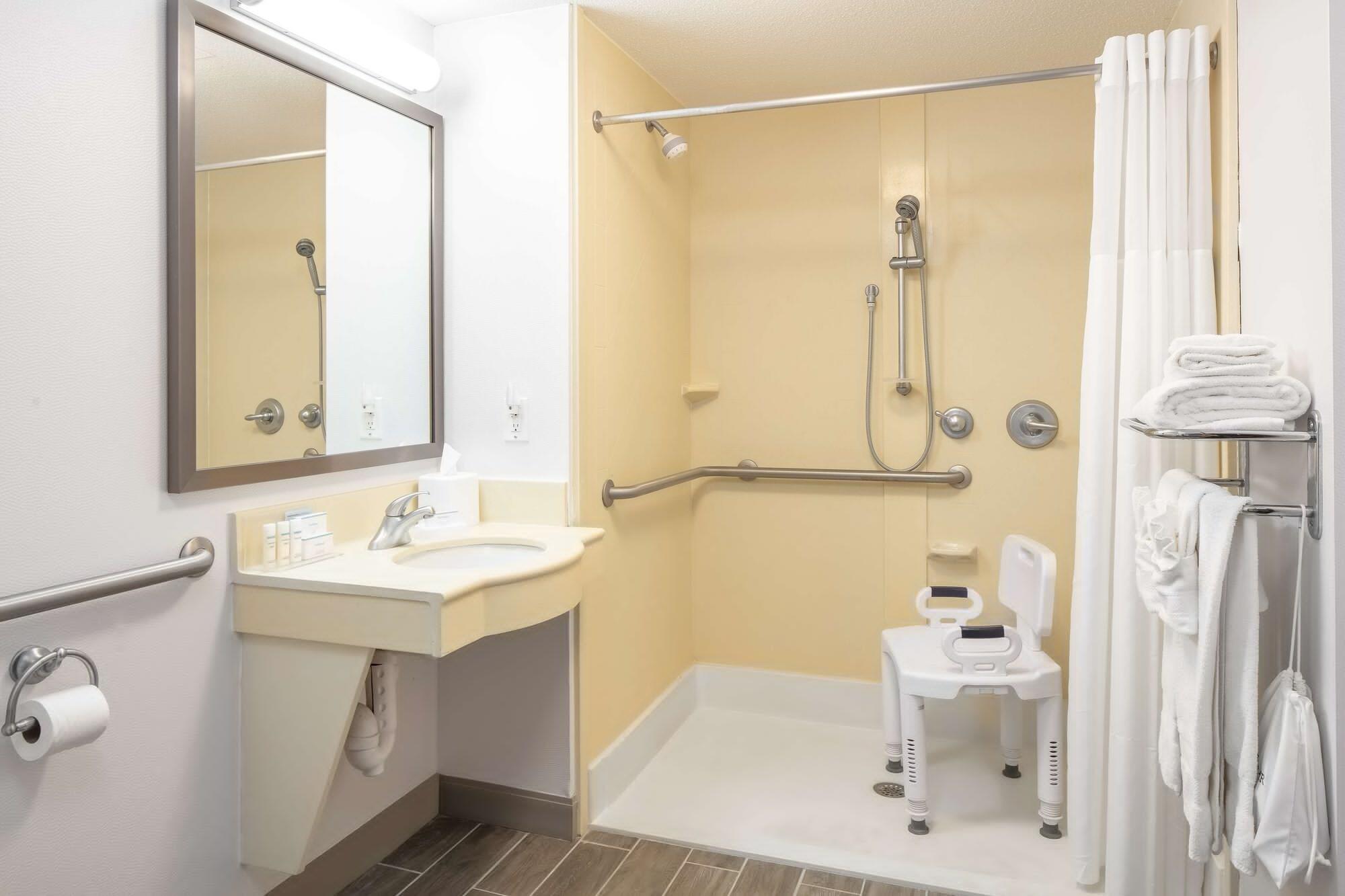 Hampton Inn Freeport Esterno foto