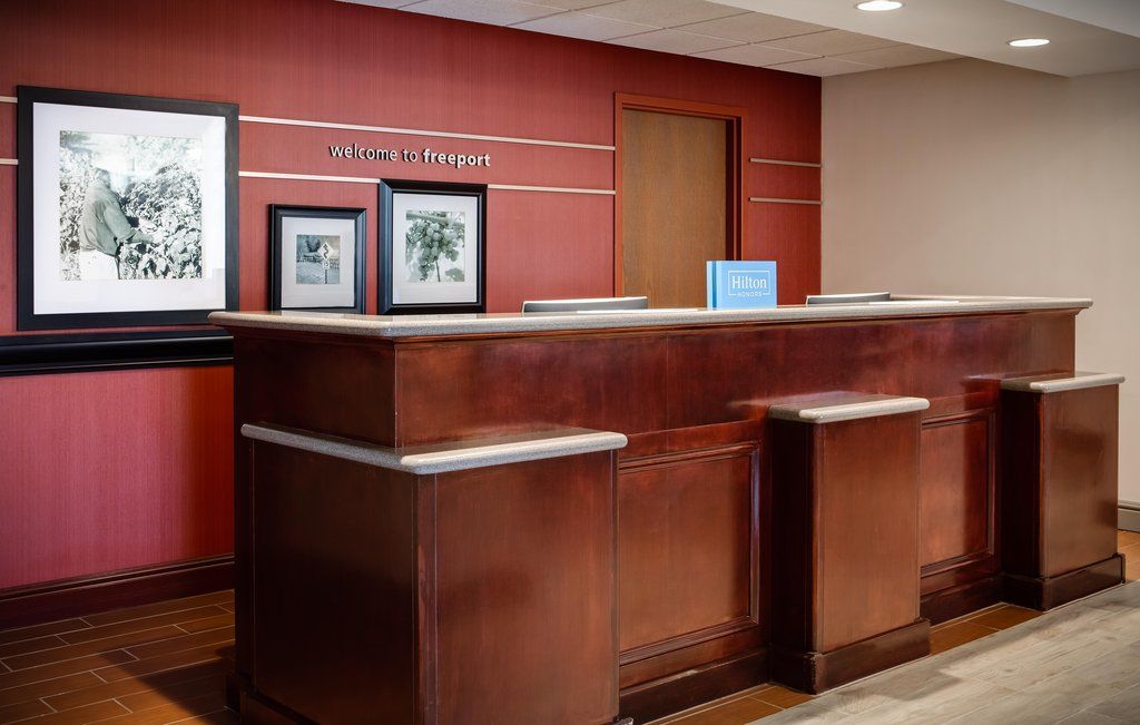Hampton Inn Freeport Esterno foto